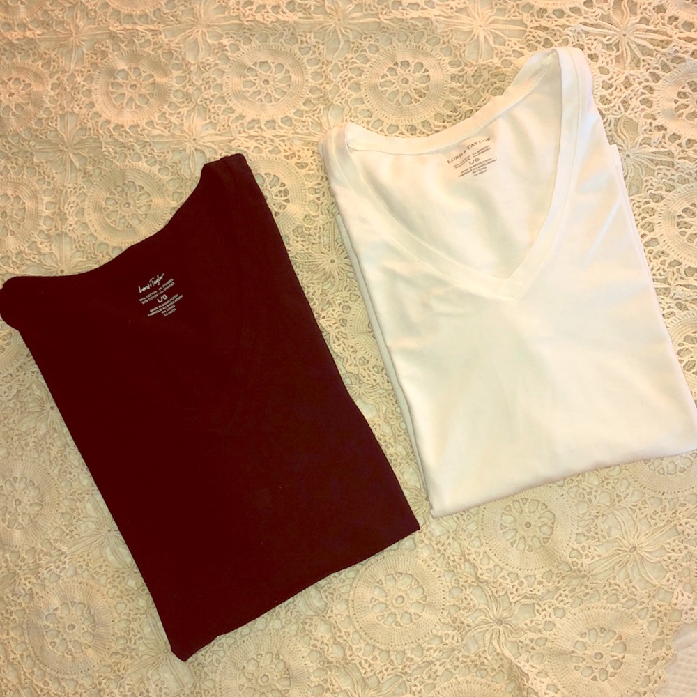 V-neck Tees